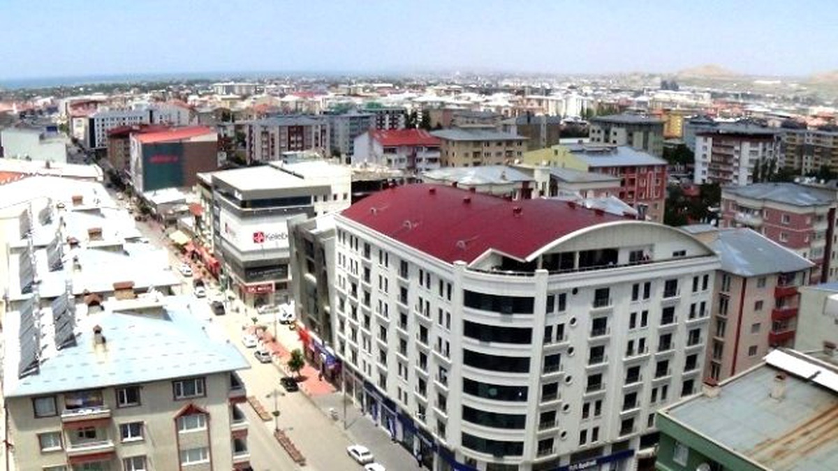 Tapu\'da \'Yetki Alan Dışı Tapu İşlemleri\' Dönemi