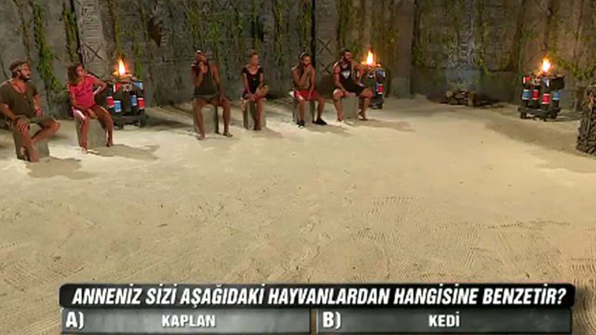 Turabi, Hakan\'ı Tilkiye Benzetti!