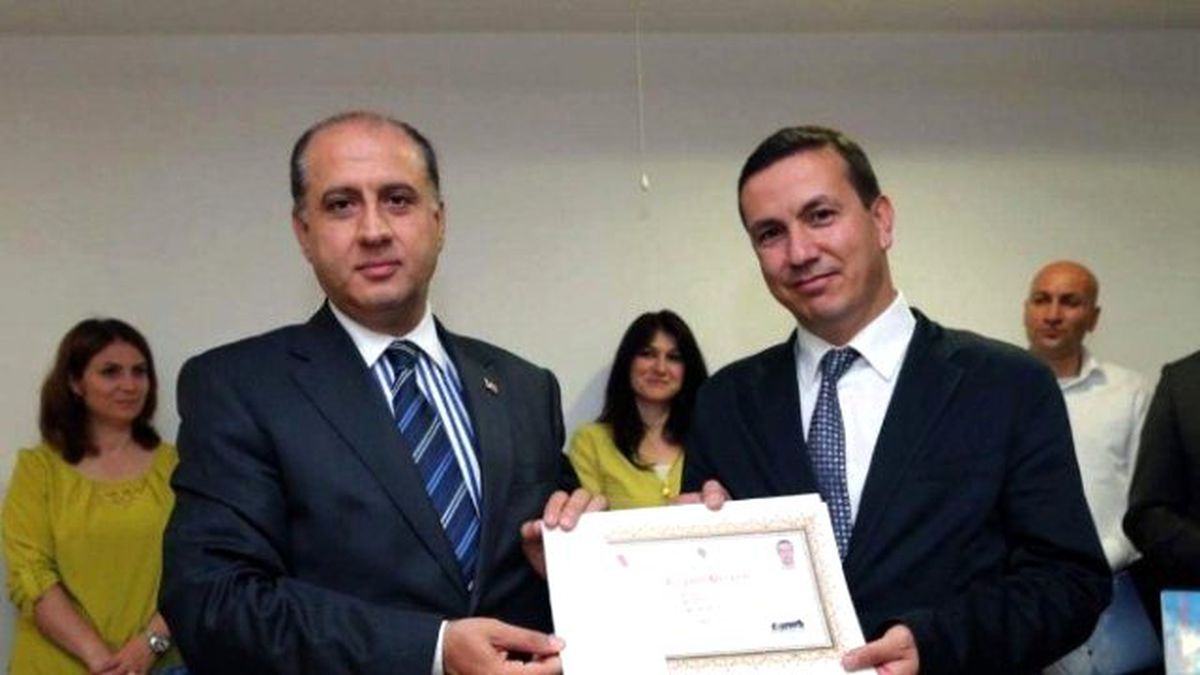 35 Sağlık Personeline Başarı Belgesi