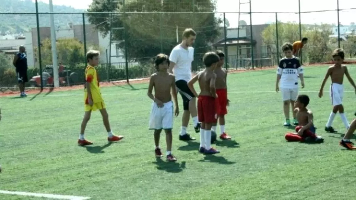 Altınordu Futbol Kulübü Bodrum\'da Futbol Okulu Açtı