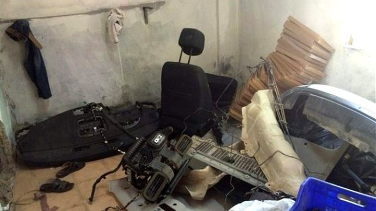 Bağ Evinde Parçalanmış Otomobil ve Sahte İçki Malzemesi Ele Geçirildi
