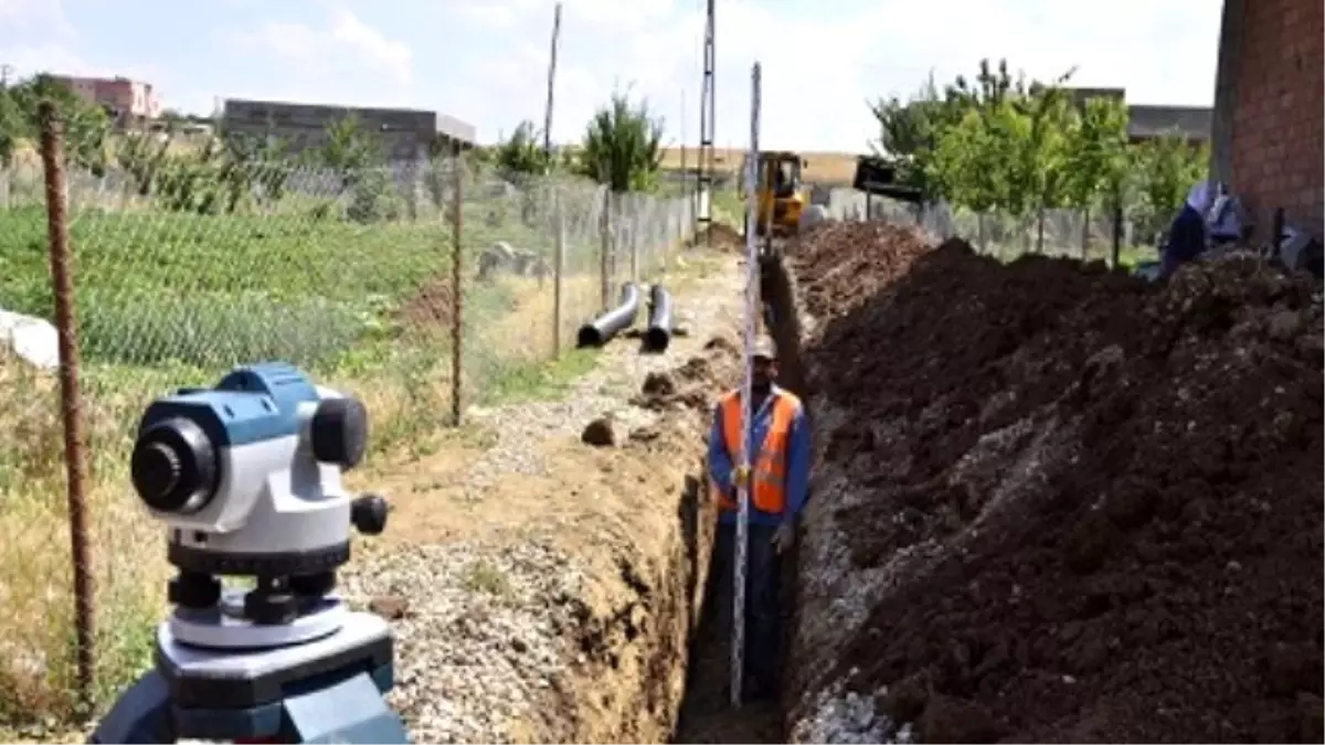 Bismil\'de Altyapı Çalışmaları Sürüyor