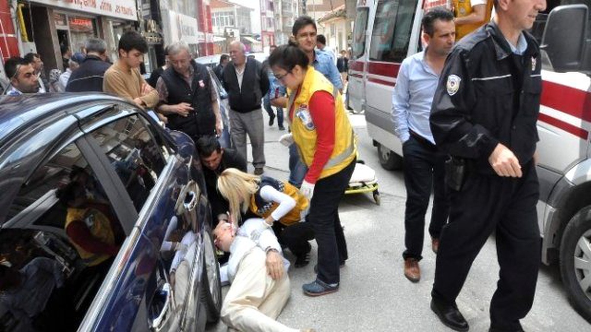 Bozüyük\'te Trafik Kazası 1 Yaralı