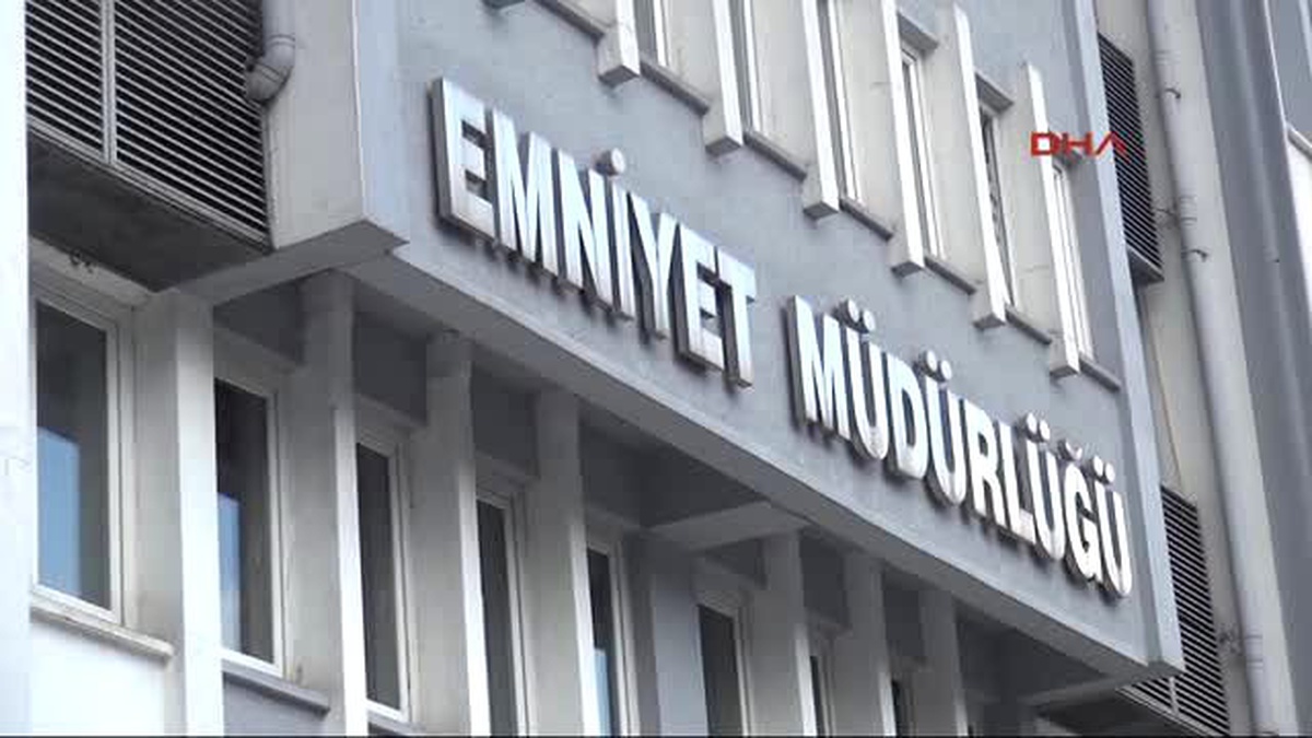 Bursa Başkaları Adına Kredi Çekmek İsteyen 3 Dolandırıcıyı Bankacının Dikkati Yakalattı