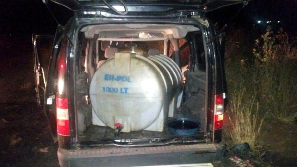 Diyarbakır\'da Çalıntı Ham Petrol Ele Geçirildi