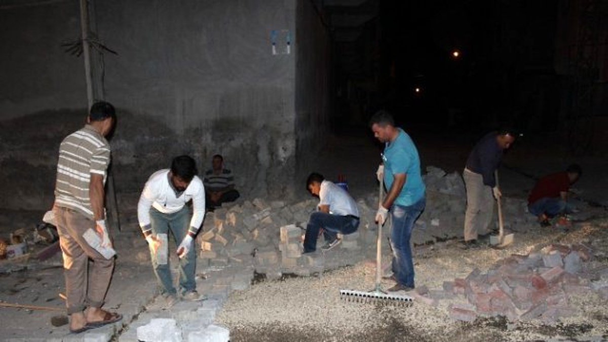 Eyyübiye Belediyesi Çalışmalarına İftardan Sonra da Devam Ediyor