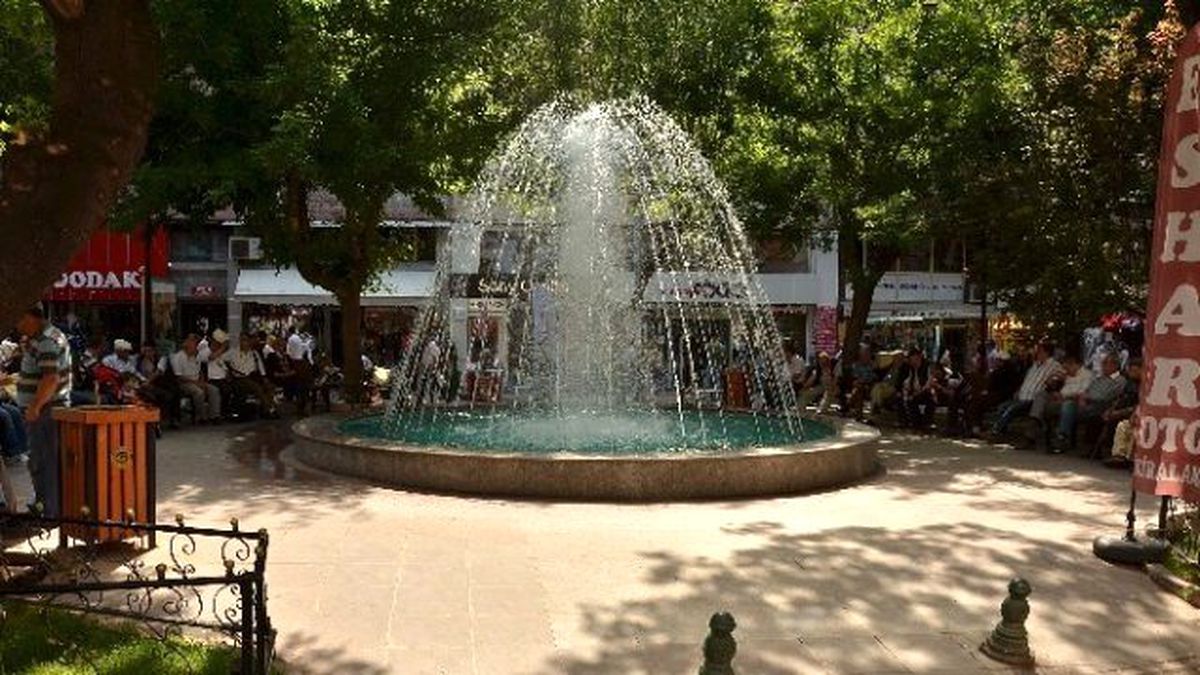 İftar Saati Beklemenin Adresi Parklar