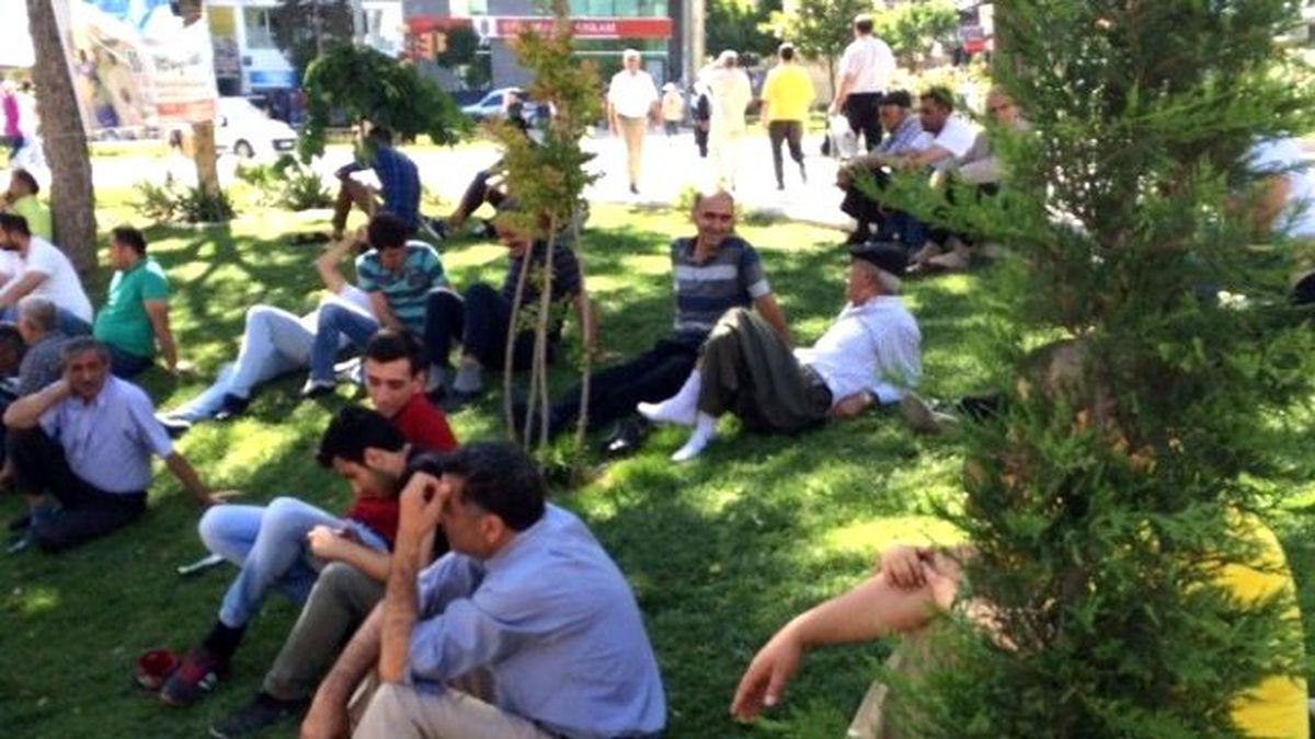 İzzetpaşa Meydanı Dinlenme Yeri Oldu