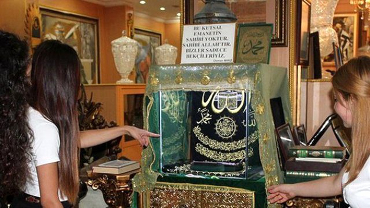Kabe\'nin 8 Asırlık Anahtarına Yoğun İlgi