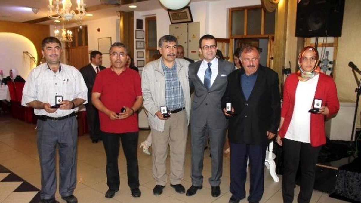 Kızılay\'dan Gönüllü Kan Bağışçılarına Ödül