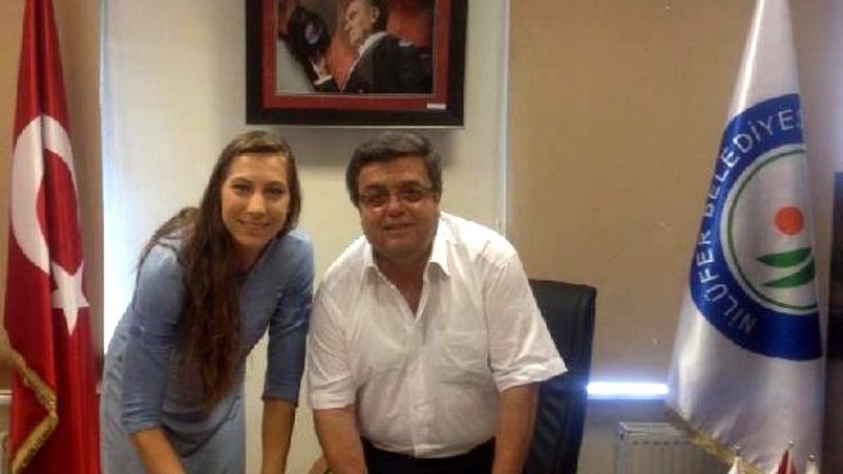 Nilüfer Belediyespor\'da Neslişah Sözleşme Yeniledi