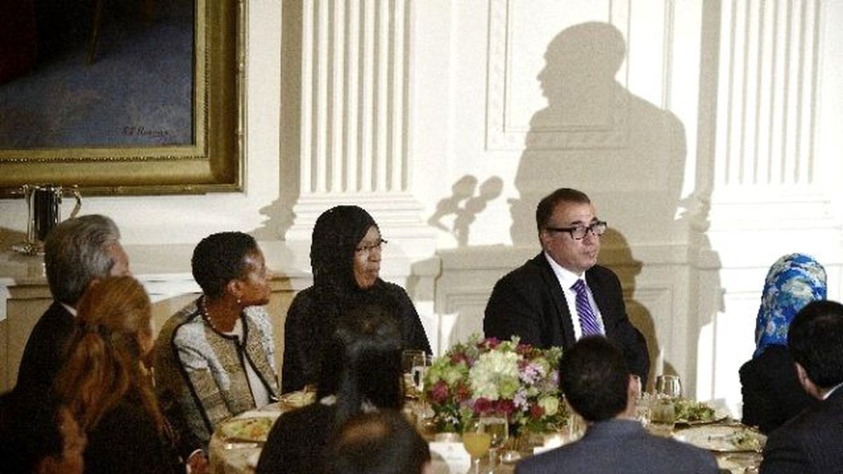 Obama Beyaz Saray\'da İftar Verdi