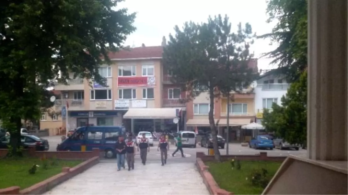 Osmaneli\'deki Gasp Olayını Jandarma Ekipleri Kısa Sürede Aydınlattı