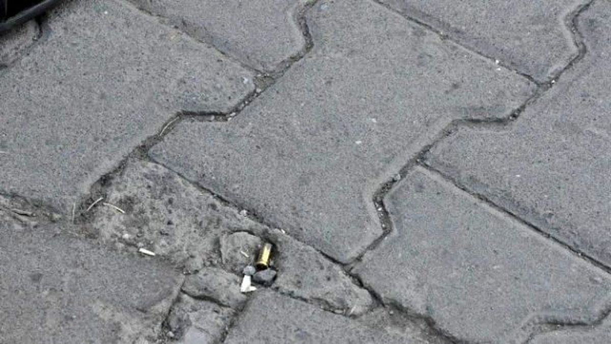 Sivas\'ta Bıçaklı ve Silahlı Kavga: 3 Yaralı