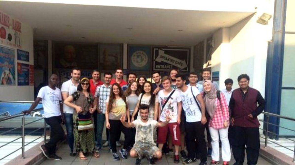 Speaking Cafe\'de Hindistan Kültür Gecesi Yapıldı