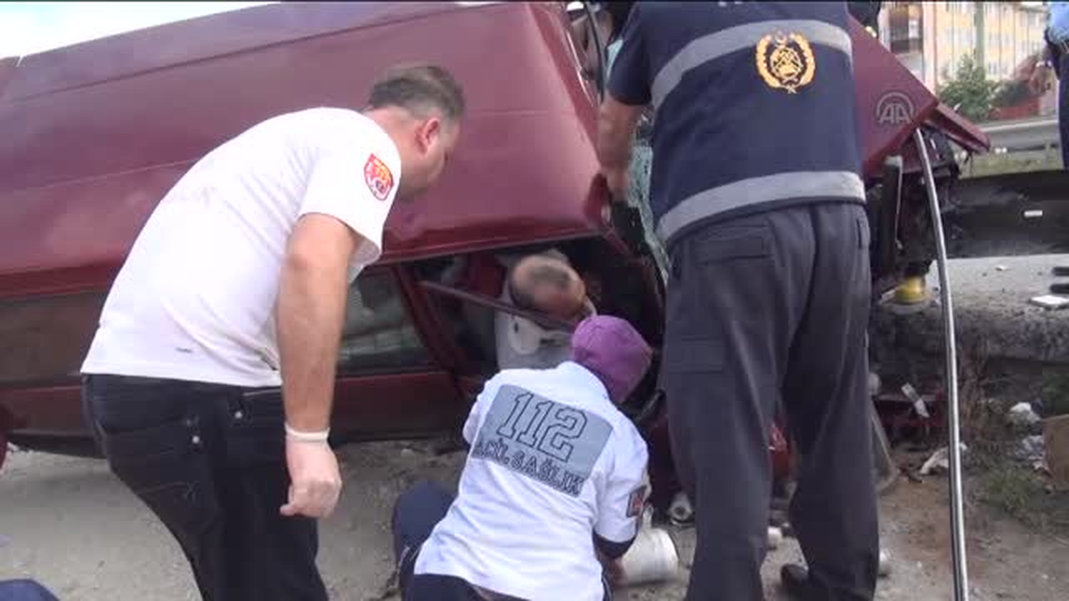 Trafik Kazası: 1 Ölü 1 Yaralı