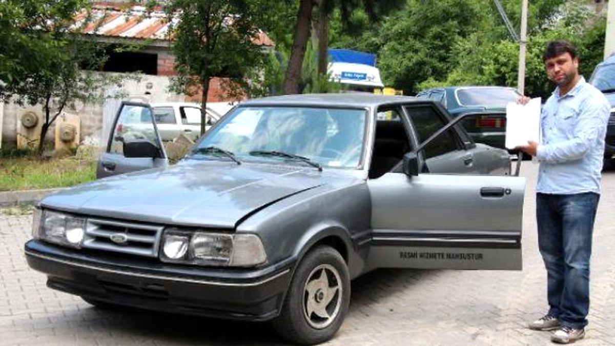 Valiliğe Ait Şasi Numarası Olmayan Otomobili Madenciye Sattılar