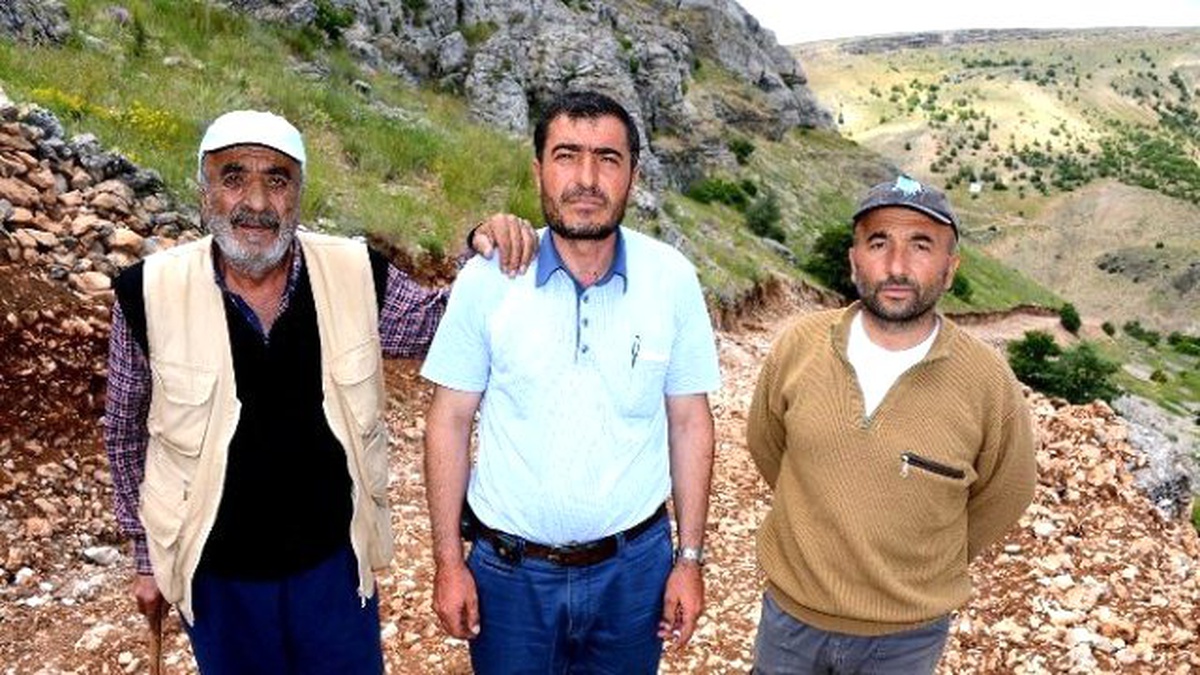Akçadağ\'da Yol Açma ve Genişletme Çalışmaları