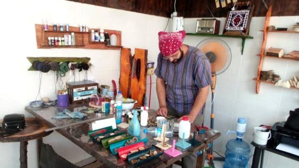 Akdamar Adası Badem Ağaçları Sanata Dönüşüyor
