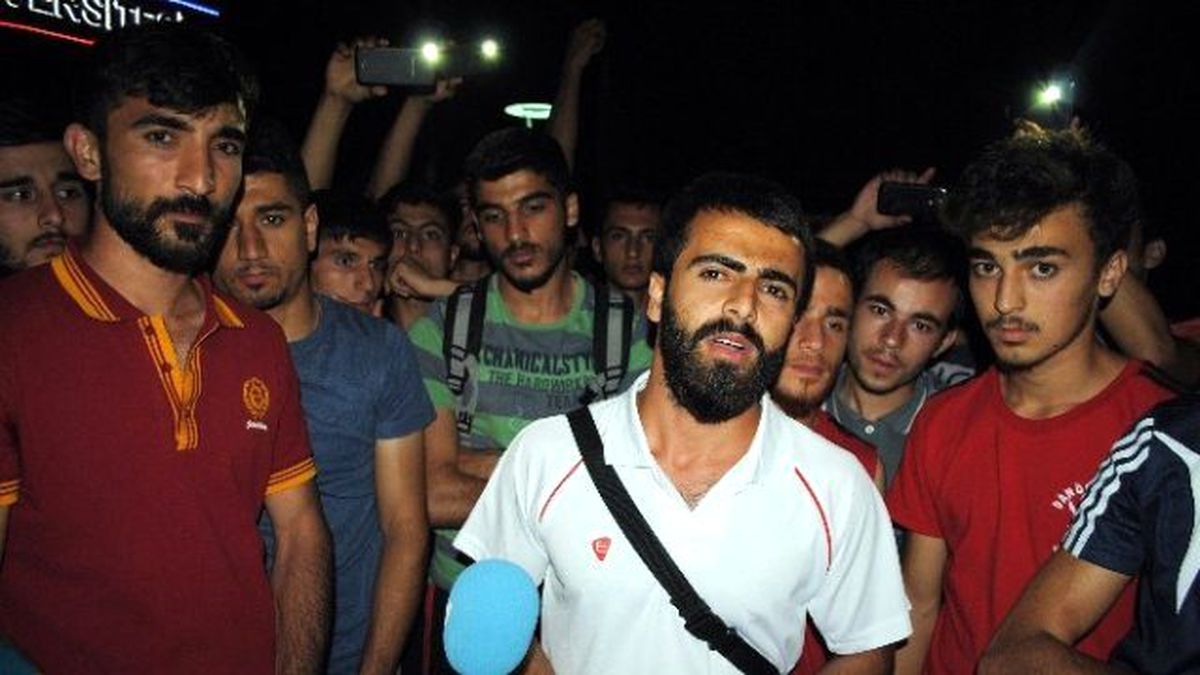 Amasya\'da Üniversite Adaylarından Sınav Sonrası Tepki
