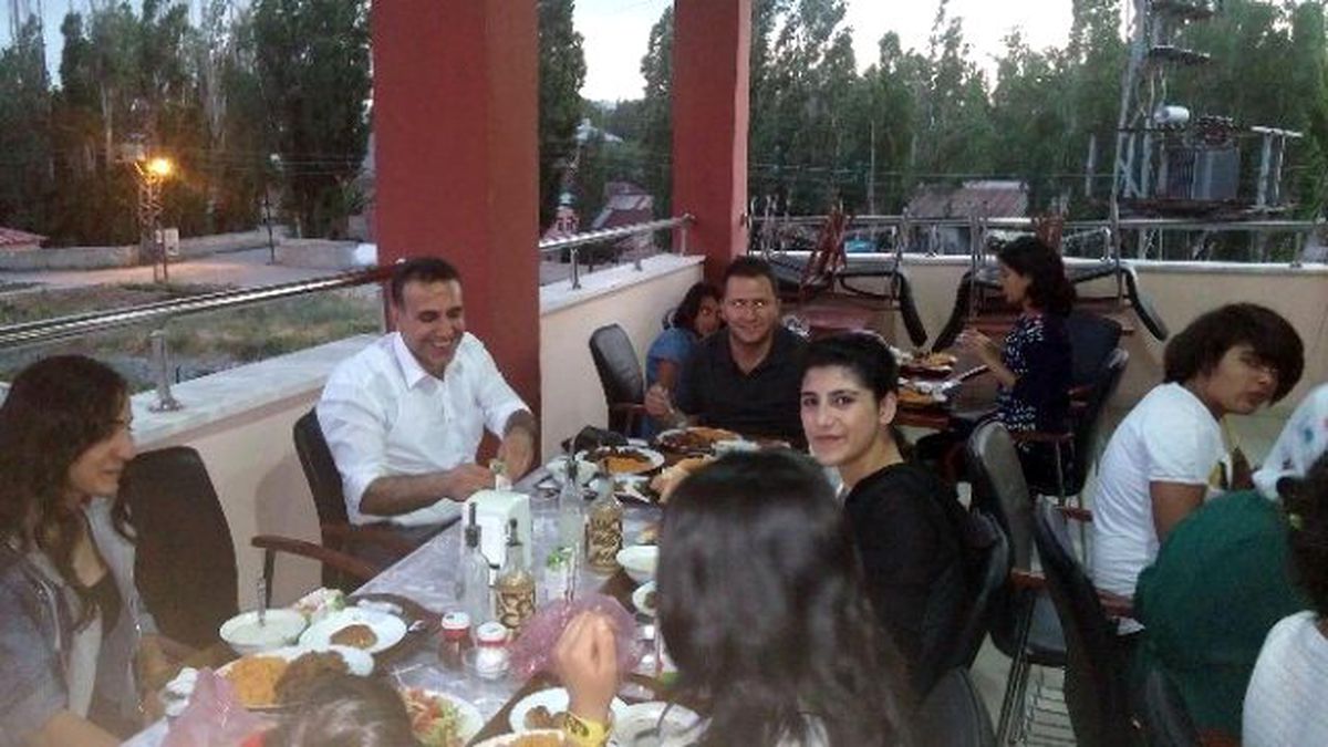 Asp İl Müdürü Topkaya, Sevgi Evleri\'nde Kalan Çocuklarla İftarda Bir Araya Geldi