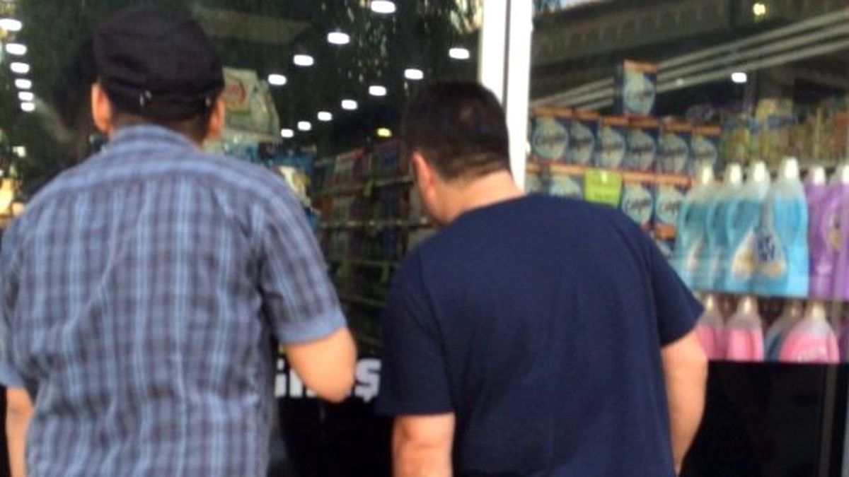 Avm Çalışanı Kadın, Patronunu Bıçakladı