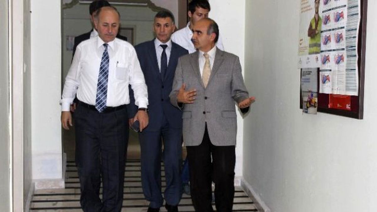 Bartın Valisi Azizoğlu Sağlık Kurumlarını Denetledi