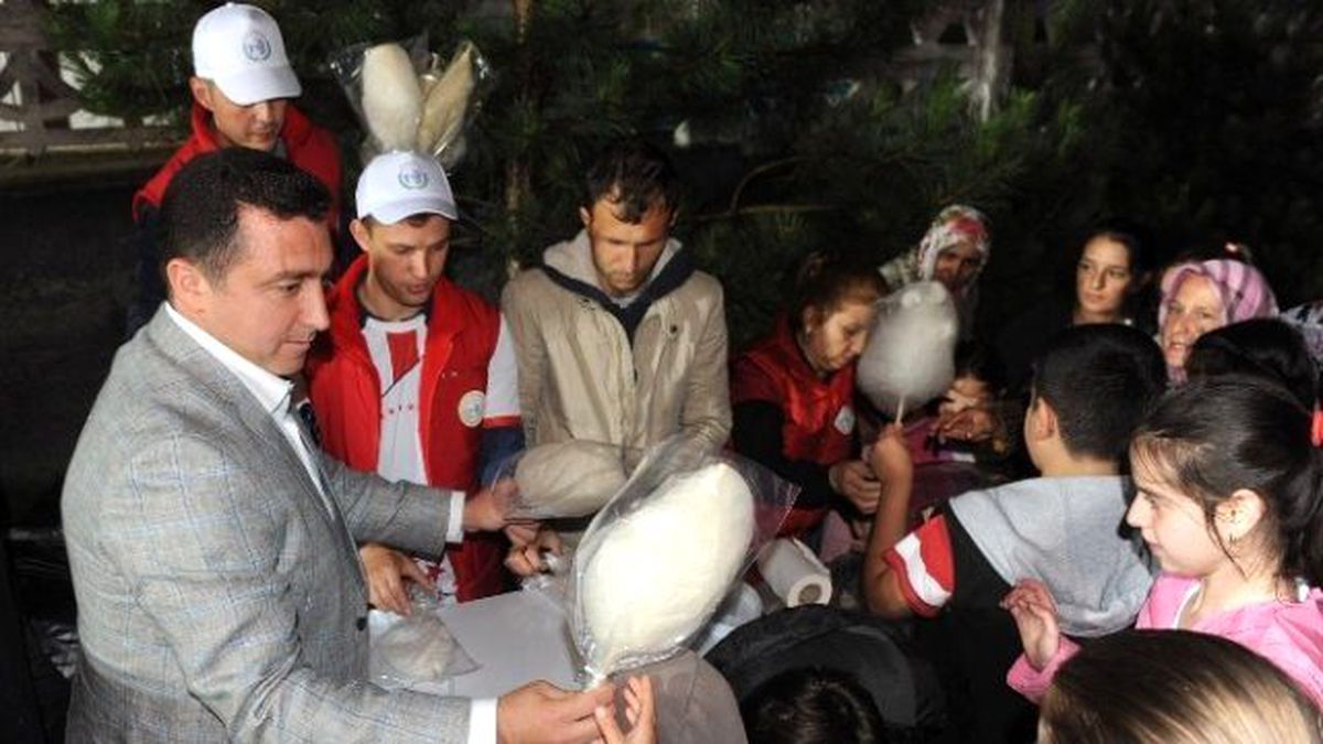 Çarşı Mahallede Ortak İftar Coşkusu