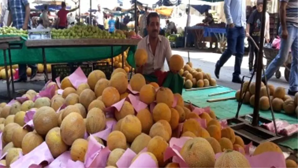 Diyarbakır\'ın Yerli Kavunları Pazara Girdi