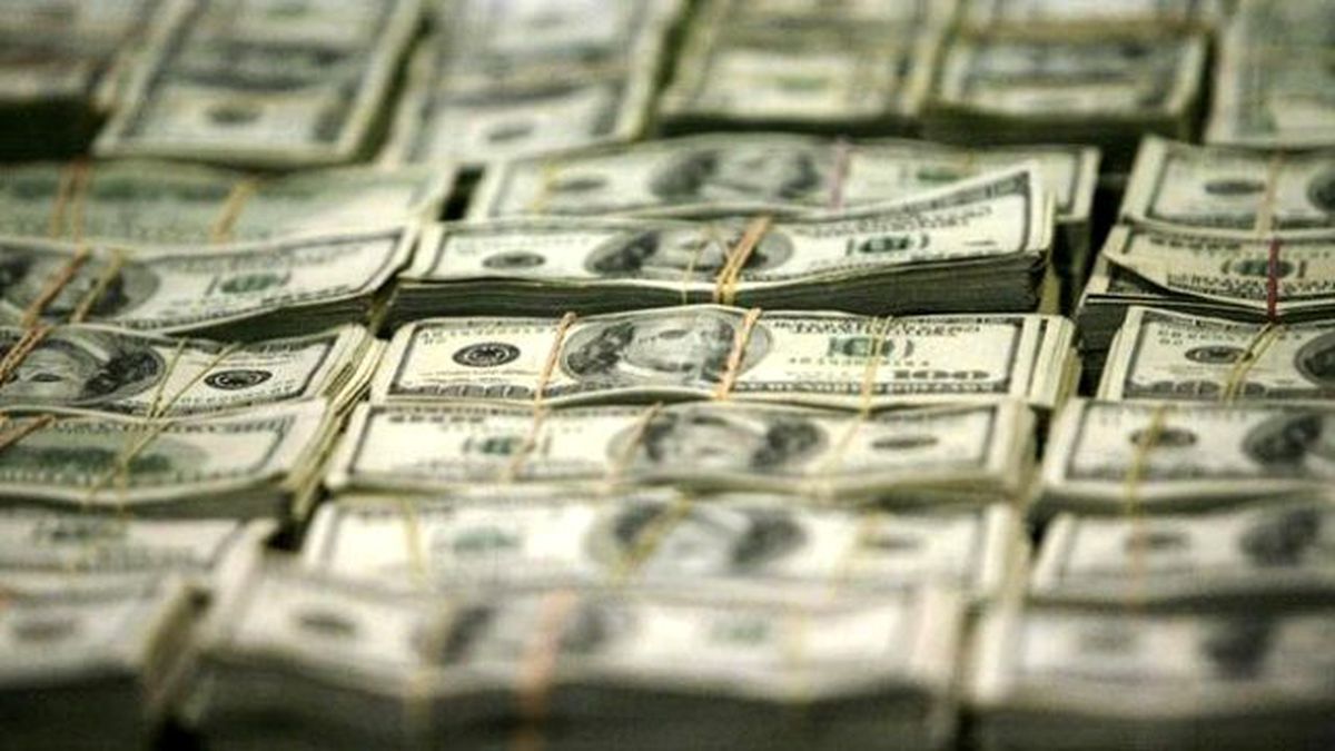 Dolar Güne Sakin Başladı