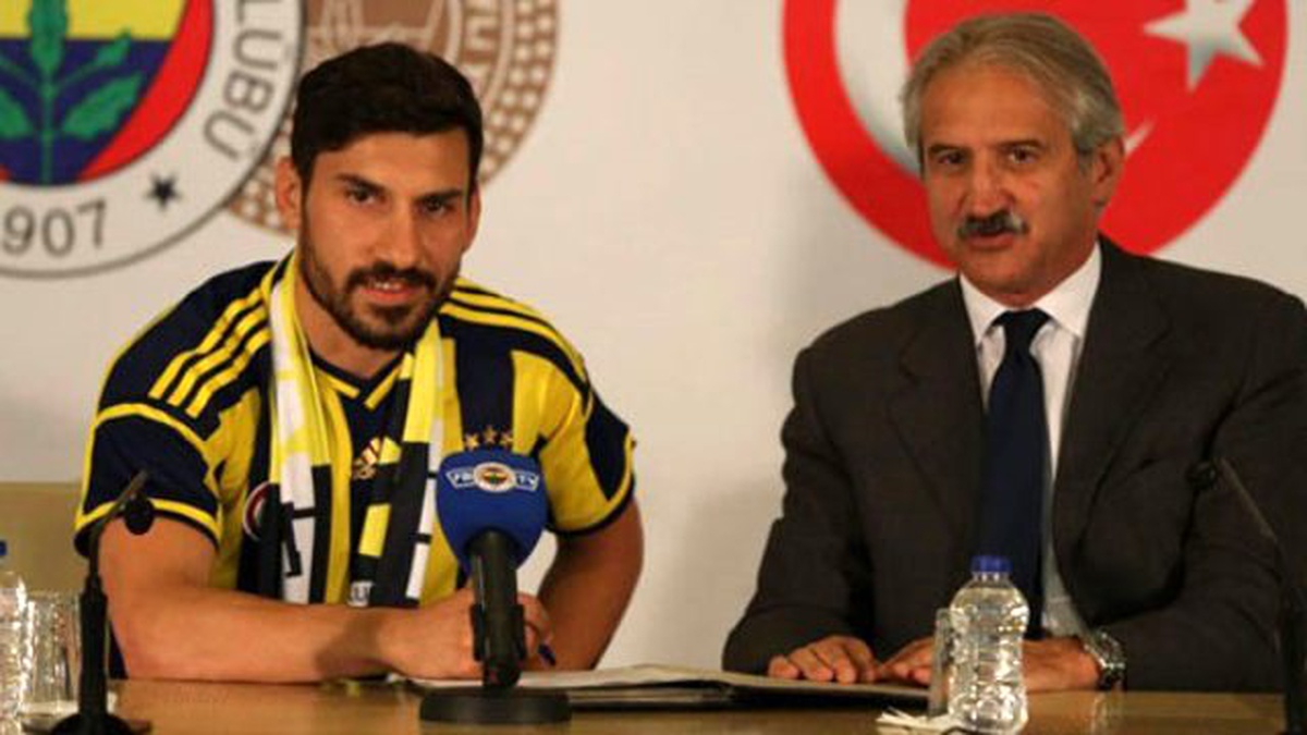 Fenerbahçe\'nin Yeni Transferi Şener, İmzayı Attı