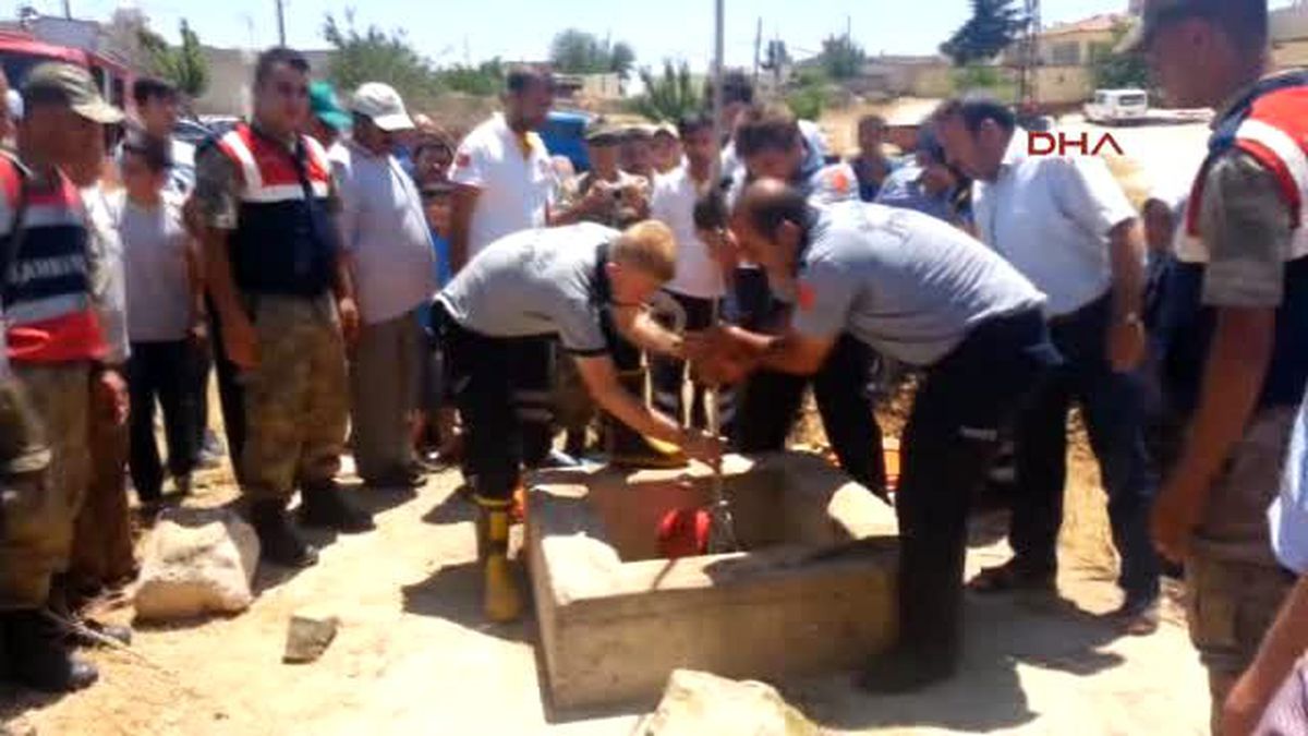 Gaziantep - Kuyuya Düşen Kadını İtfaiye Ekipleri Kurtardı