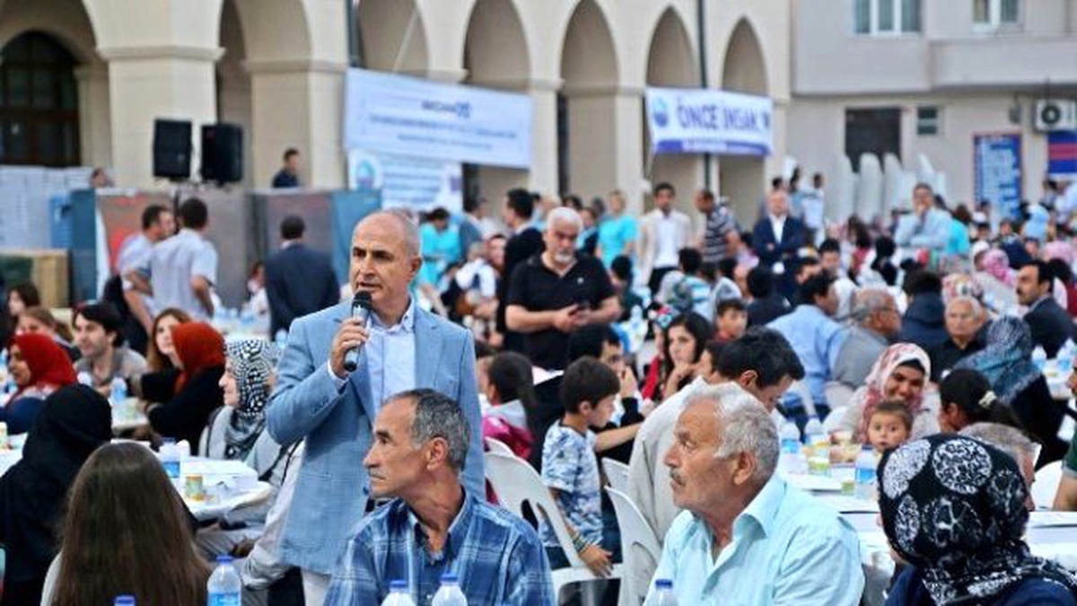 Hasan Akgün: "Ramazan Zenginlik Ayıdır"