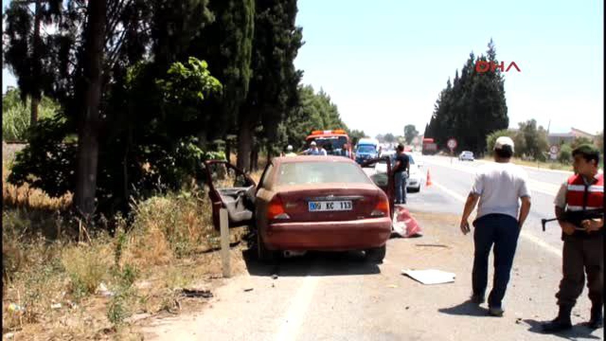 İncirliova - Alkollü Sürücü Kaza Yaptı: 2 Yaralı