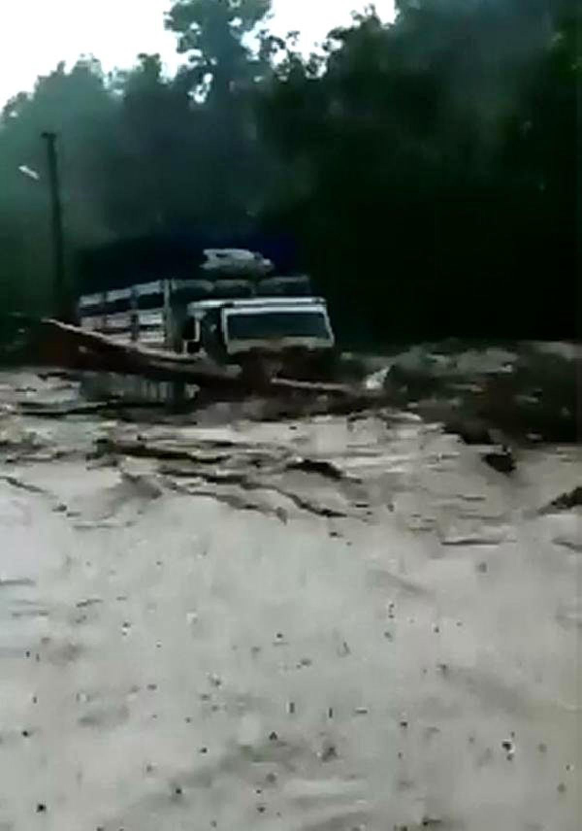 Sakarya\'da Can Alan Sel Böyle Görüntülendi