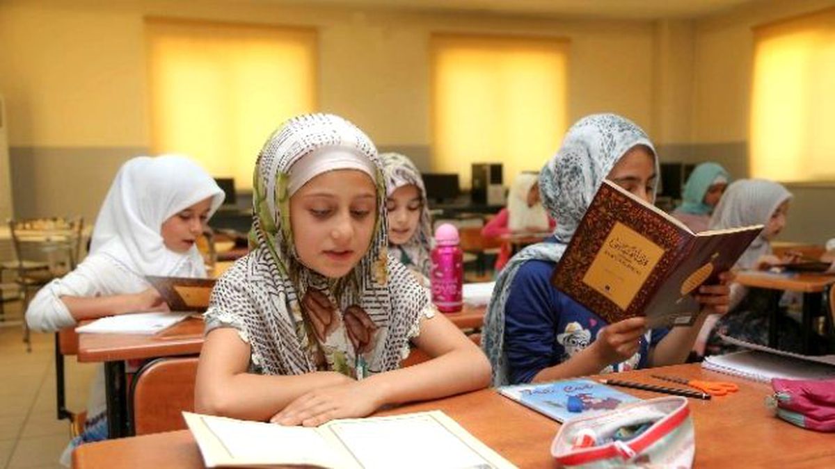 Şehitkamil\'de Binlerce Öğrenci Kur\'an-ı Kerim Öğreniyor