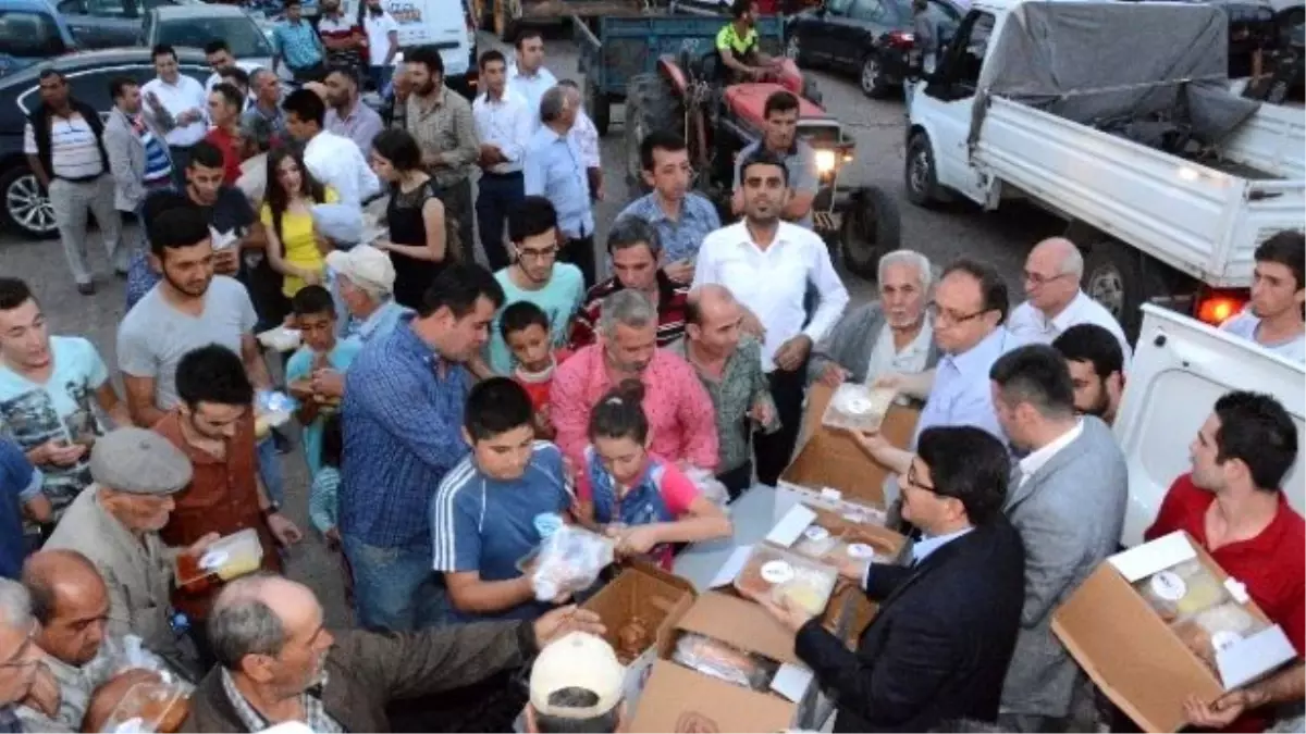 Şehzadeler'in İftar Sofrası Sancaklıbozköy'de Kuruldu