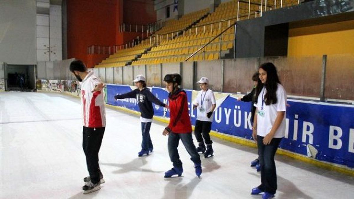 Üstün Yetenekli Öğrenciler Buzda Küresel Isınmayı Öğreniyor