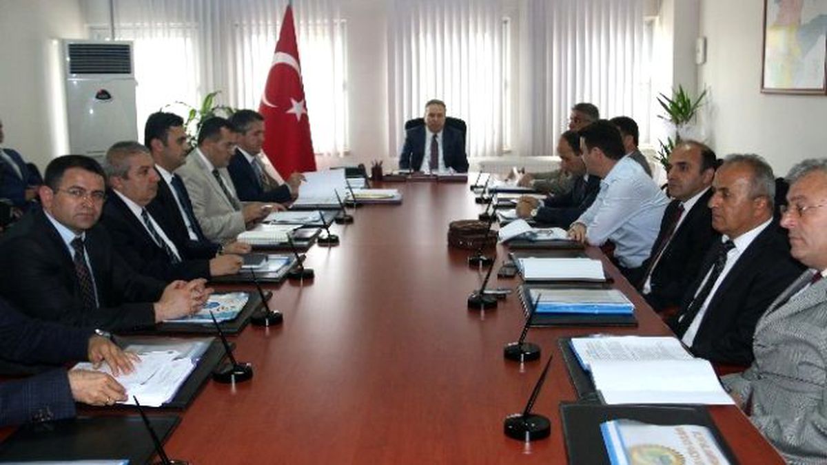 Valilikte Köydes Toplantısı