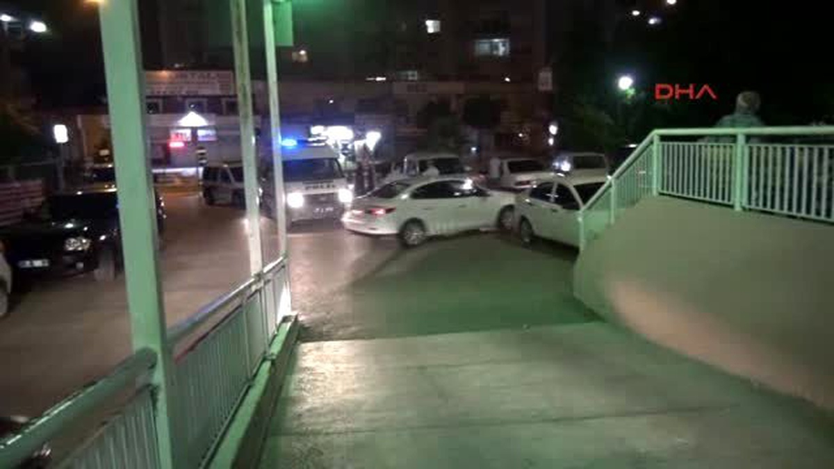 Adana - Eşini Av Tüfeğiyle Öldüren Zanlıyı Mahalleli Linç Etmek İstedi