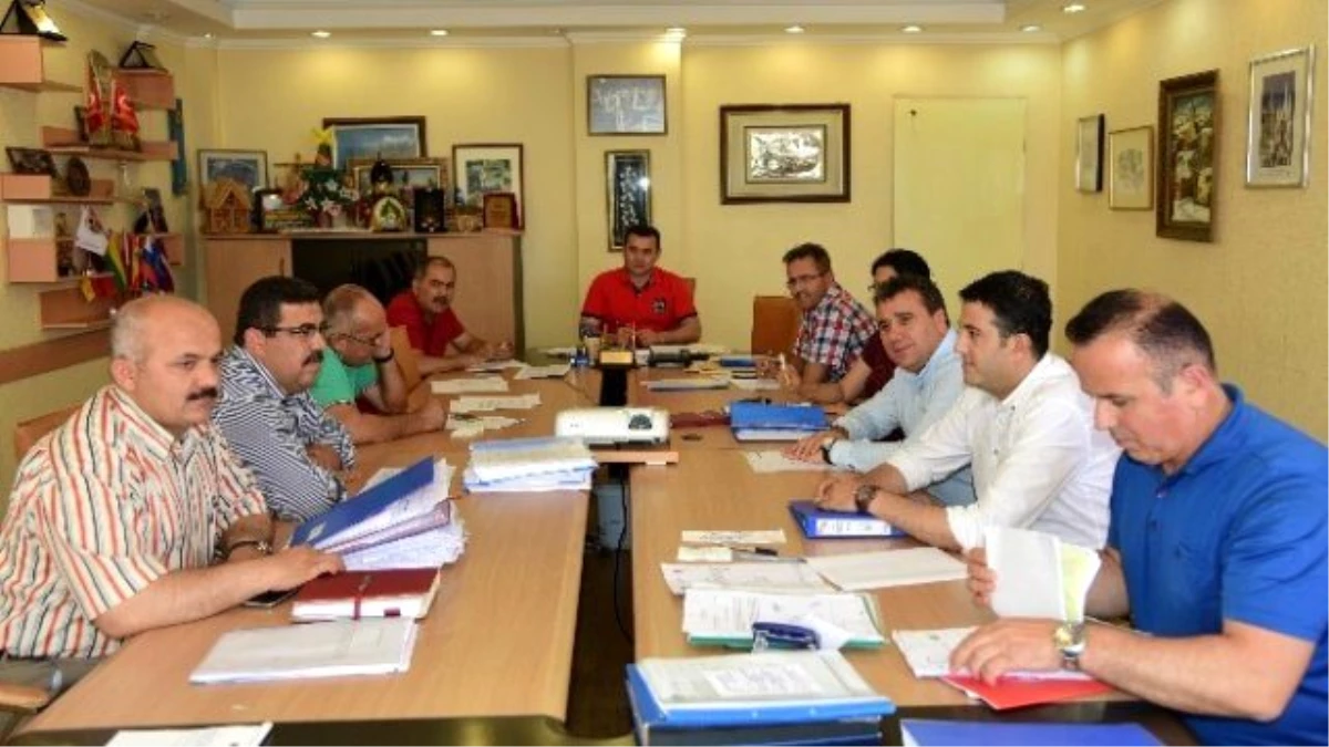 Alanya Belediyesi\'nde Haftalık Encümen Toplantısı Yapıldı