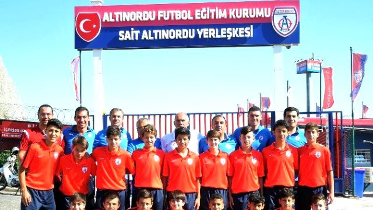 Altınordu U13 Takımı, Bursa\'ya Liderlik İçin Gitti