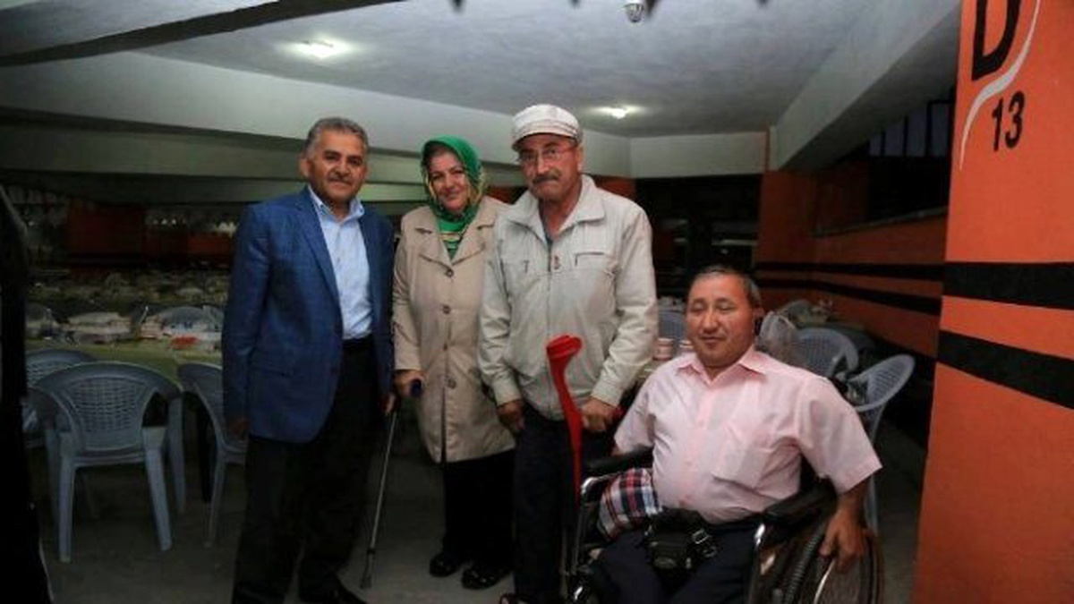 Başkan Dr. Memduh Büyükklıçı, Erciyes Feneri İftar Sofrasında