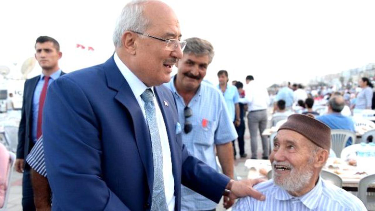 Başkan Kocamaz İftarda Erdemlililerle Buluştu
