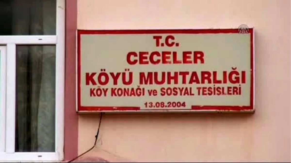 Bu Mbu Mahallede Kimse Orucunu Evinde Açmıyor