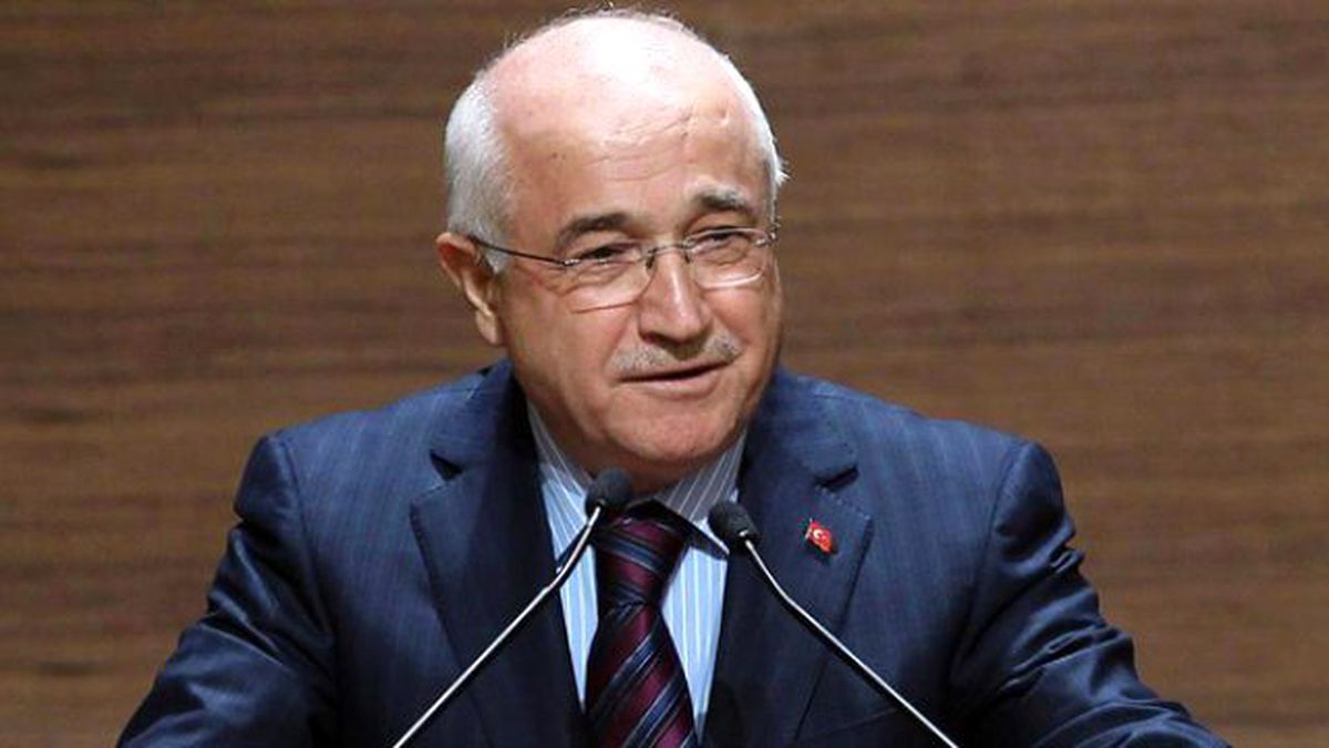 Cemil Çiçek TOBB Üniversitesi Mütevelli Heyeti'ne Giriyor