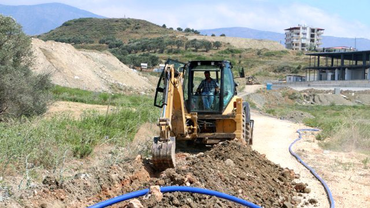 İçmesuyu Şebekesi Döşeme Çalışmaları Son Hız Devam