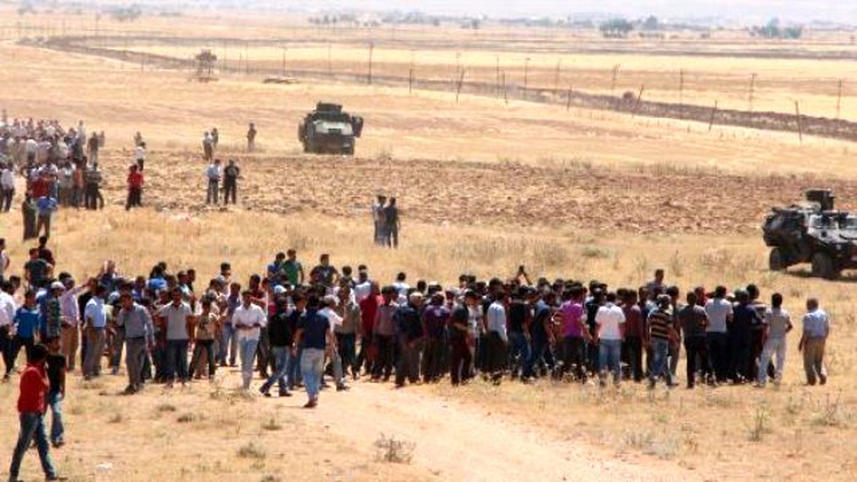 Işid Bombalı Araçla Kobani\'ye Saldırdı, Yaralılar Türkiye\'ye Getirildi (2)