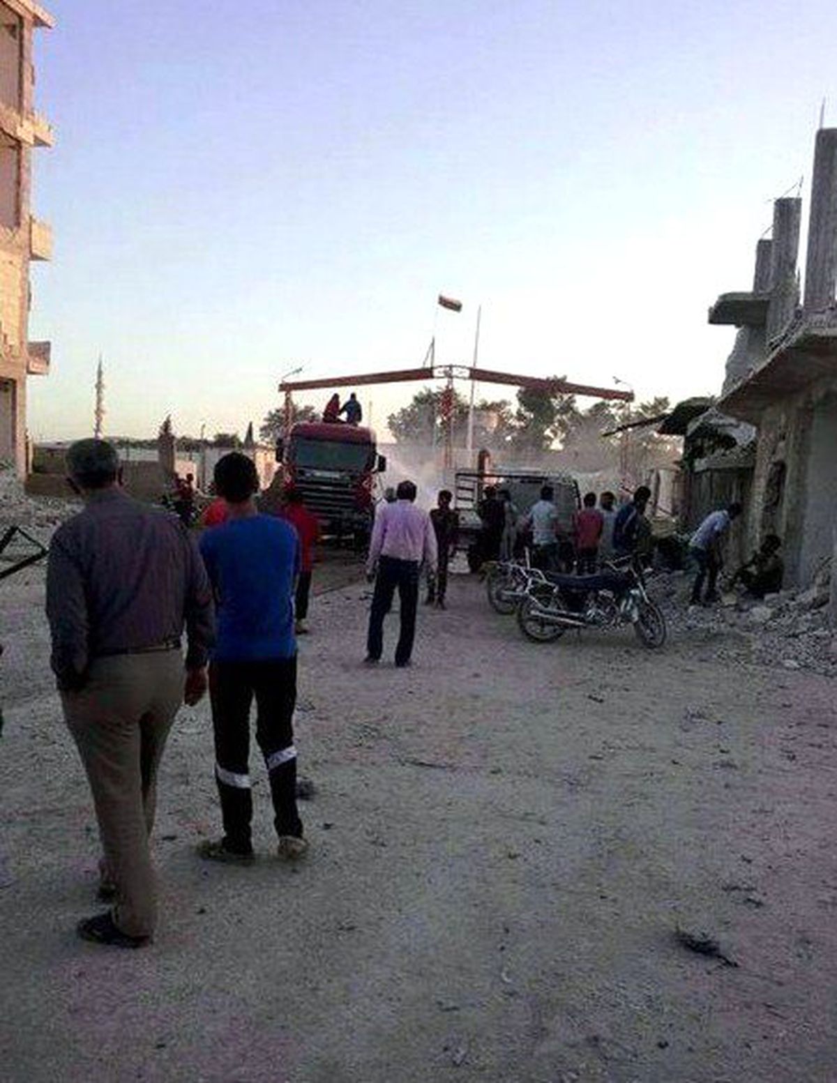 IŞİD, Kobani\'ye Saldırdı: 12 Ölü, 70 Yaralı