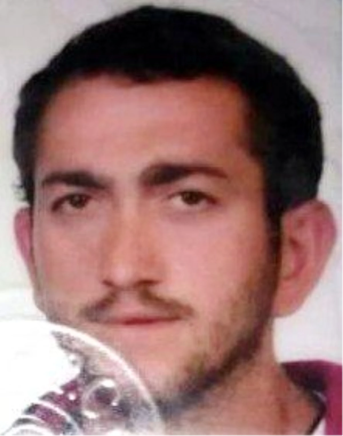İzmir\'de Merdivenden Düşen İnşaat İşçisi Öldü